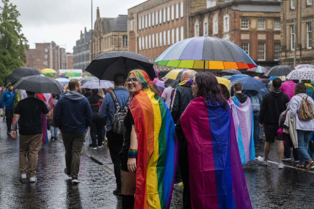 Scunthorpe Pride Draws Crowds As Town Centre Celebrates Diversity Rain failed to dampen the spirits of thousands of people who gathered in Scunthorpe town centre yesterday for a colourful celebration of diversity, inclusion and community. Scunthorpe Pri – Scunny.net